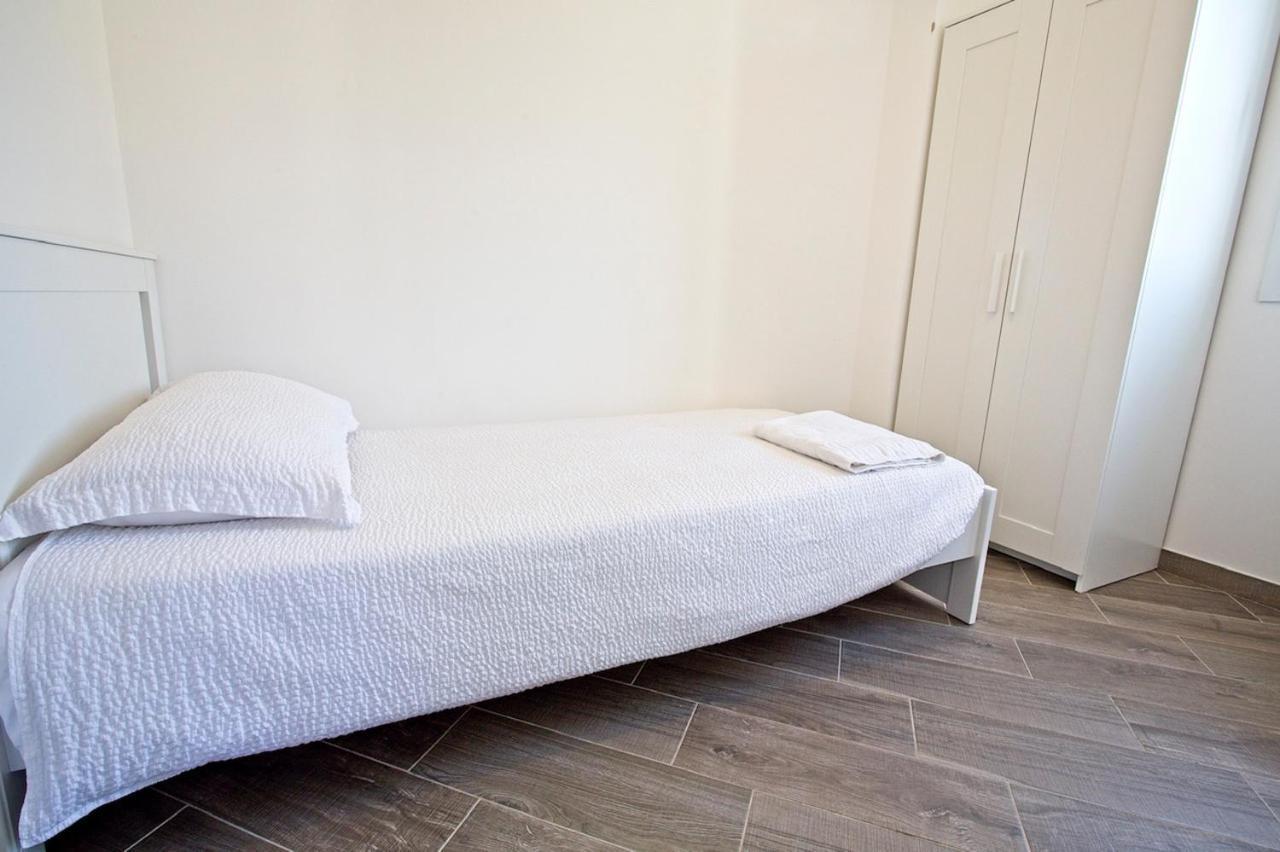 Solemar Sicilia - Piazza Duomo Appartement Bagheria Buitenkant foto
